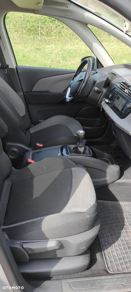 Citroën C4 Picasso 1.2 PureTech MoreLife S&S - 11