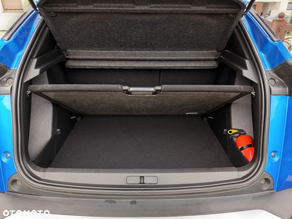 Peugeot 2008 1.2 PureTech Allure Pack S&S - 21