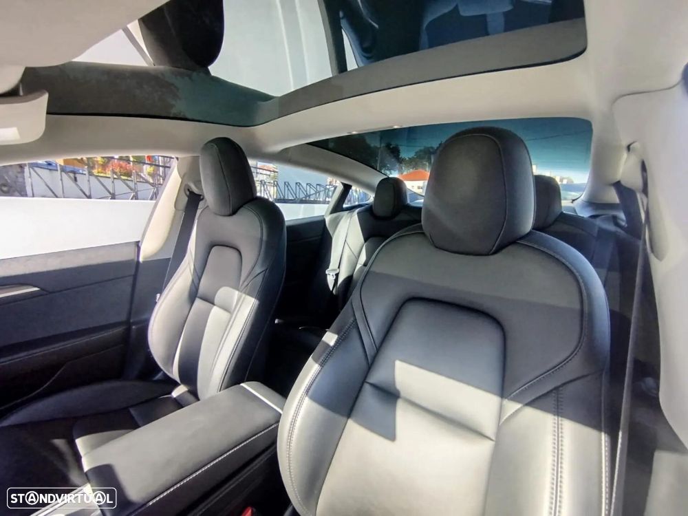 Tesla Model 3 Long Range Tração Traseira - 30