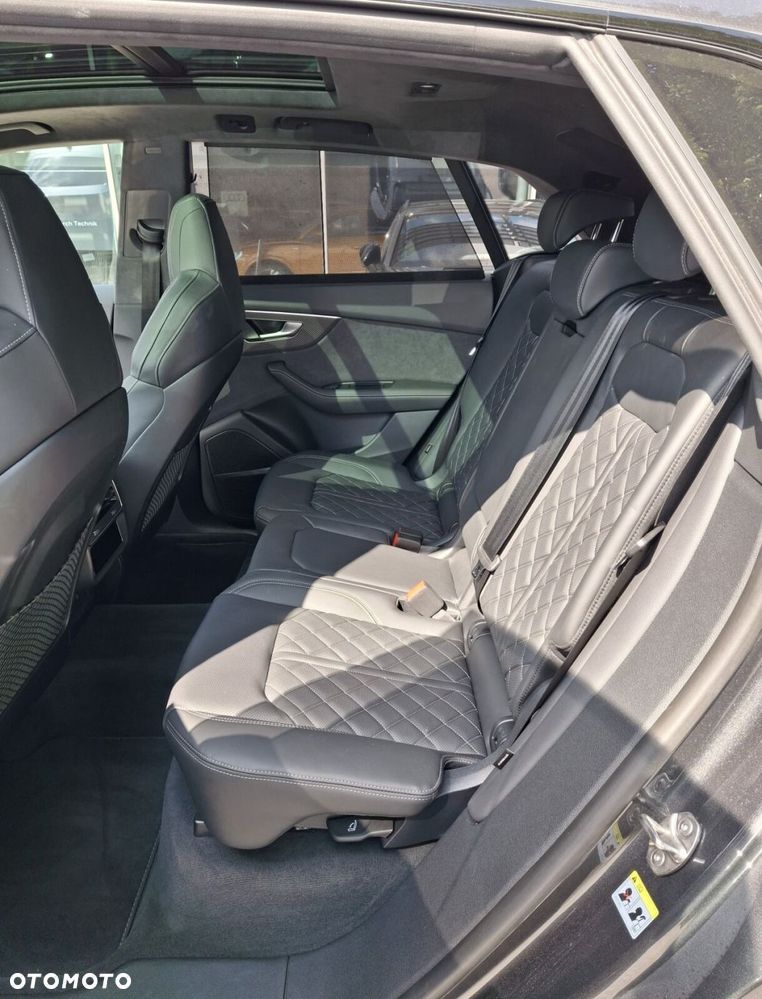Audi SQ8 - 19