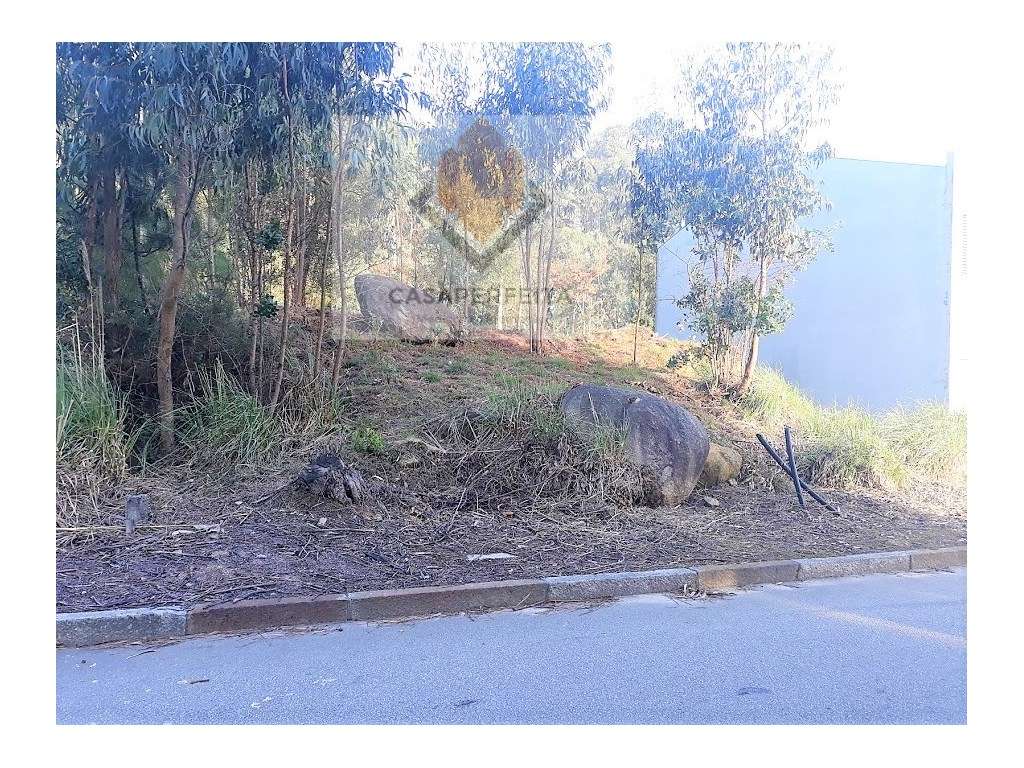 Lote de Terreno para construção de Moradia de 4 Frentes - Grande imagem: 3/3