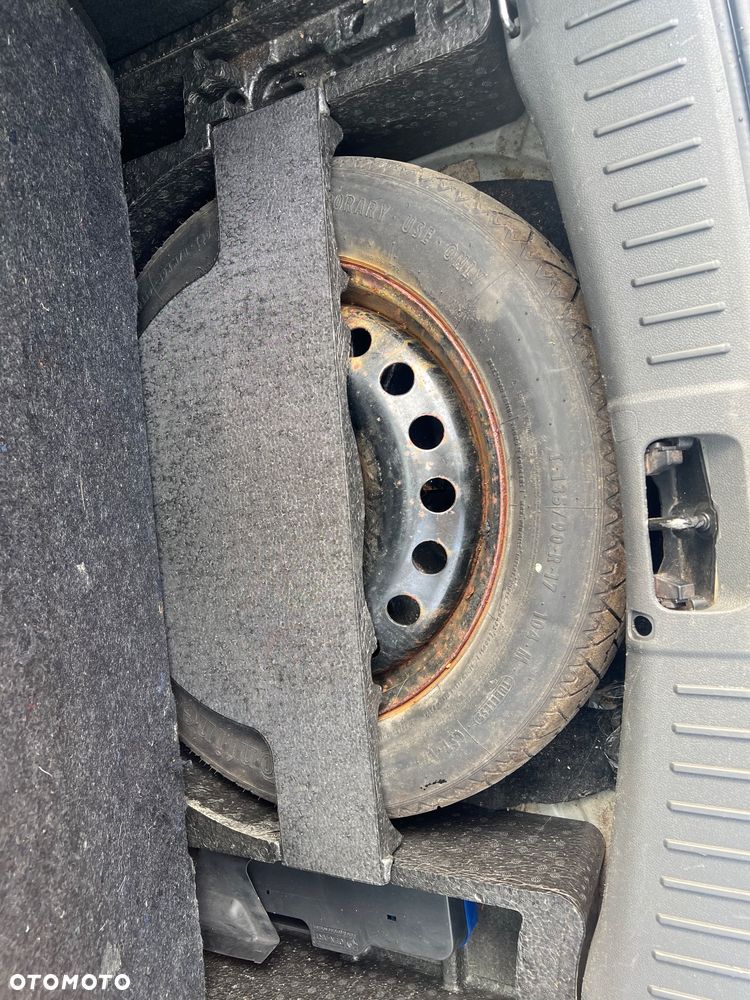 Ford Kuga 2.0 TDCi 2x4 Trend - 22