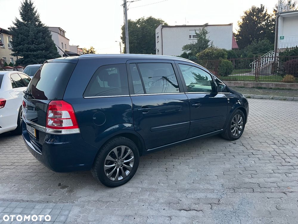 Opel Zafira - 4