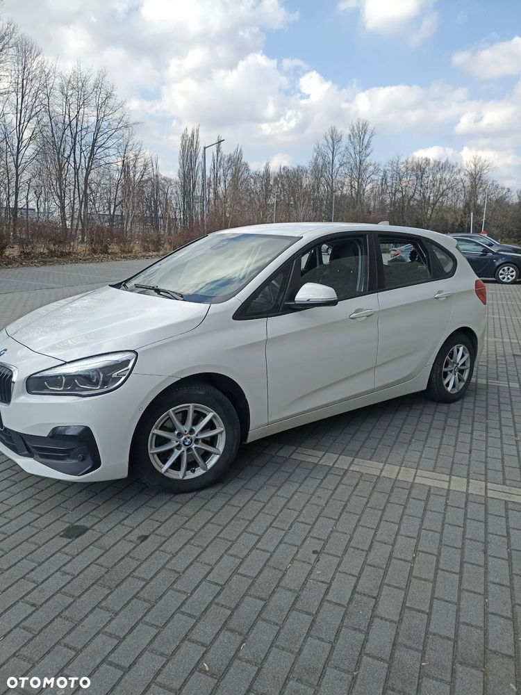 BMW Seria 2 218d - 31