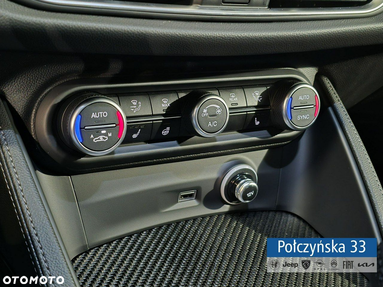 Alfa Romeo Stelvio - 23