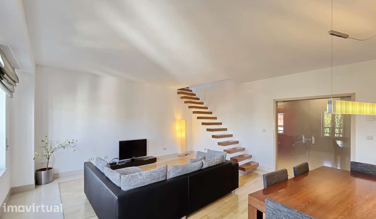 Exclusivo Apartamento T3 com Sótão e Garagem no Fórum Aveiro! - Grande imagem: 5/57