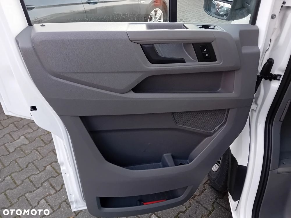 Volkswagen Crafter - 17