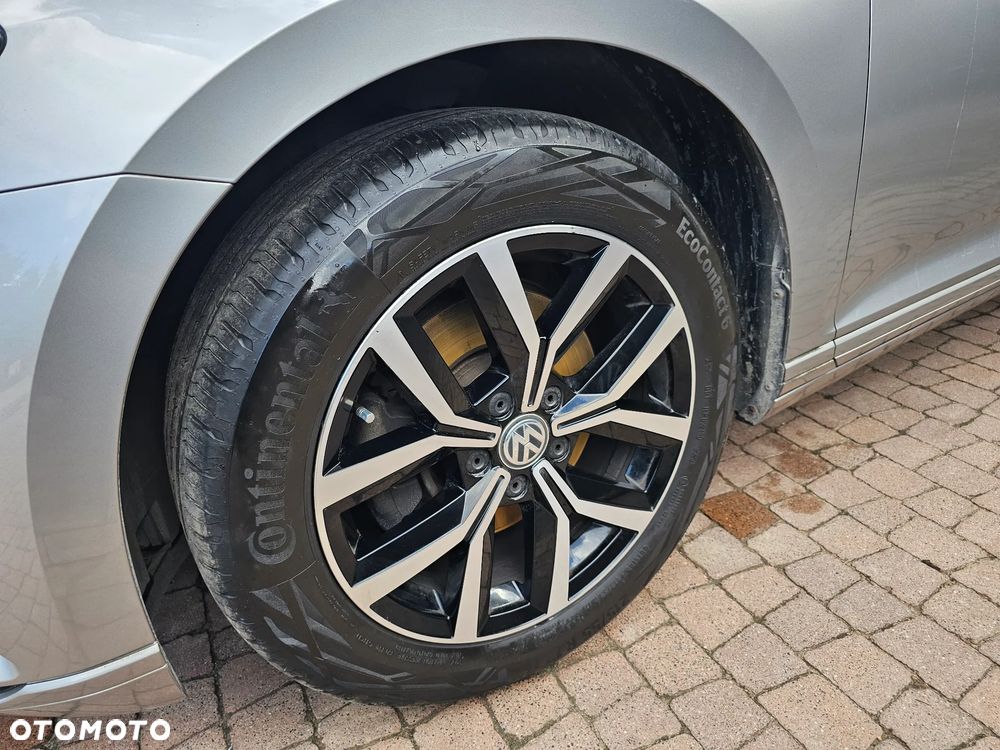Volkswagen Passat 2.0 TDI BMT Comfortline - 11