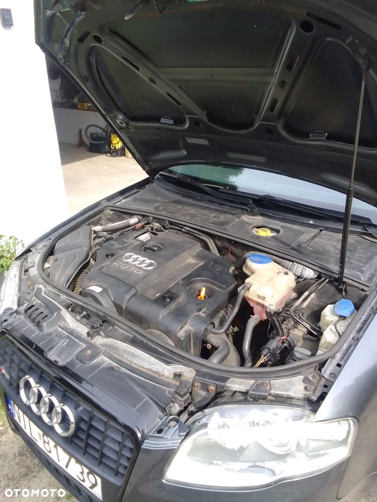 Audi A4 Avant 2.0 TDI - 6