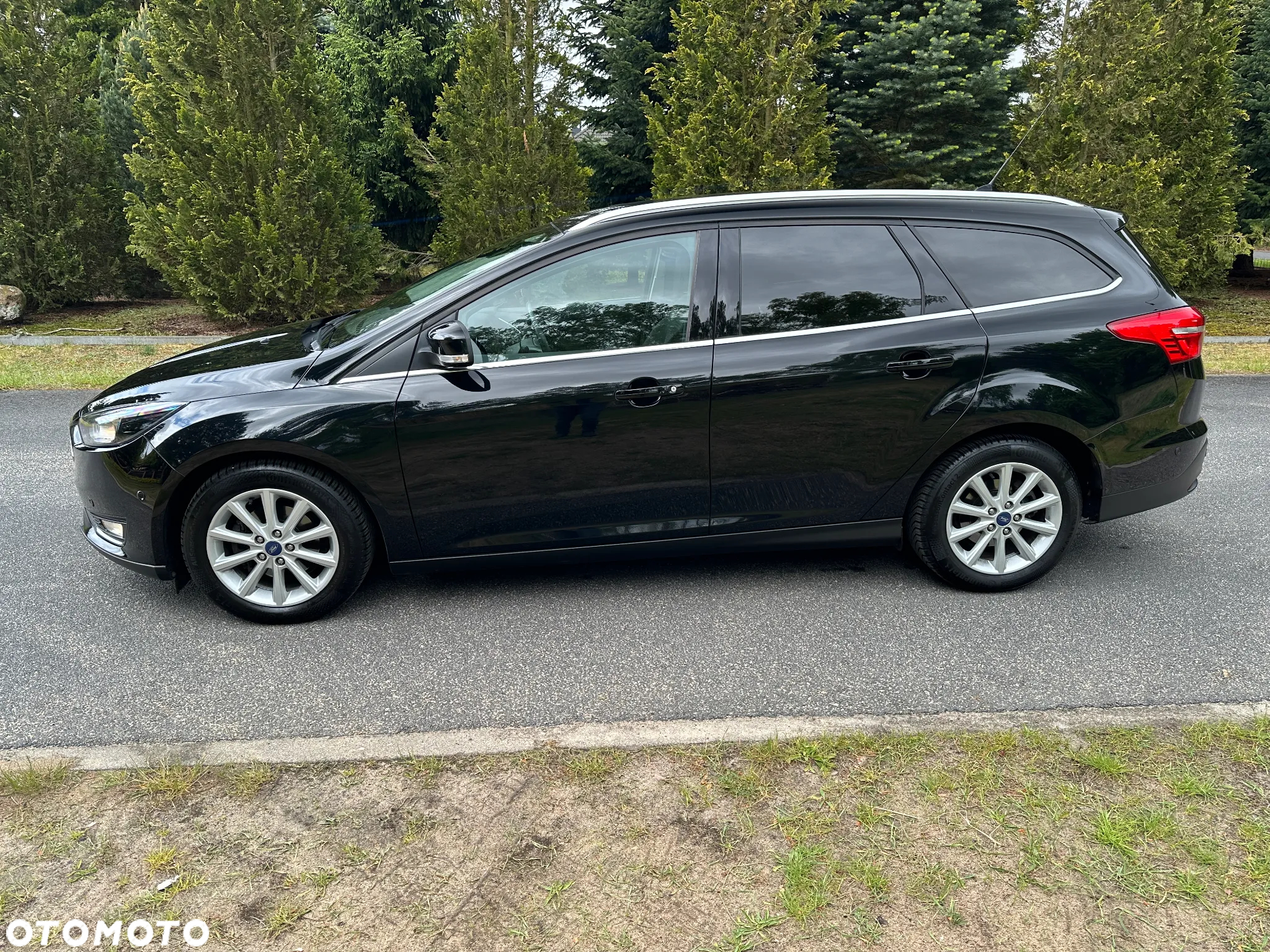 Ford Focus 1.0 EcoBoost Titanium - 10