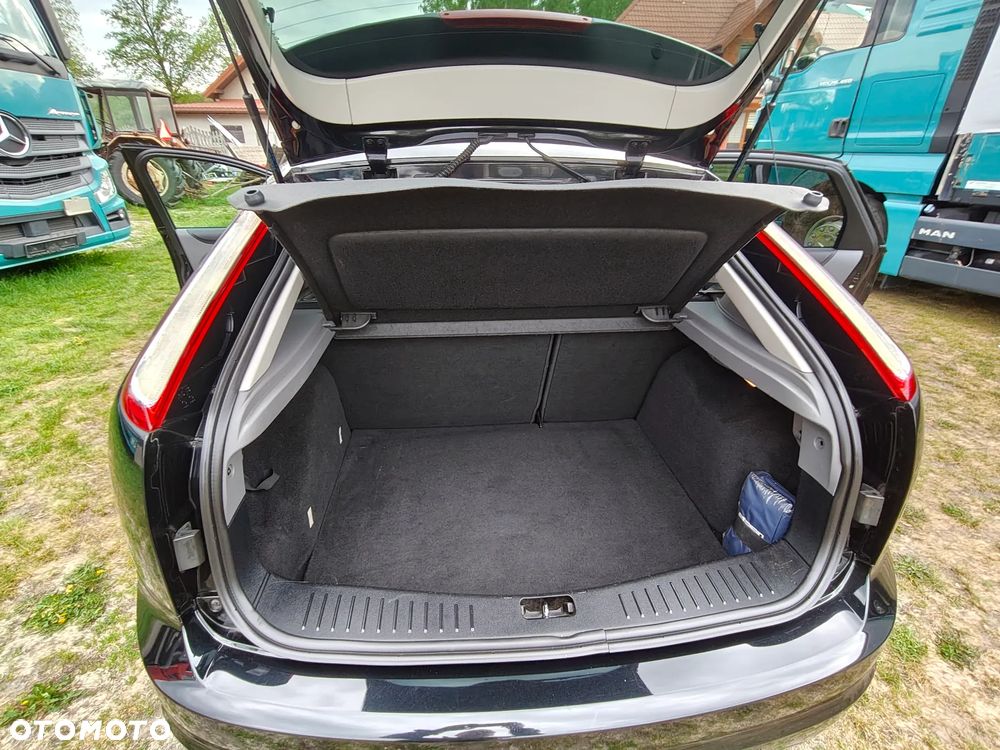 Ford Focus - 19