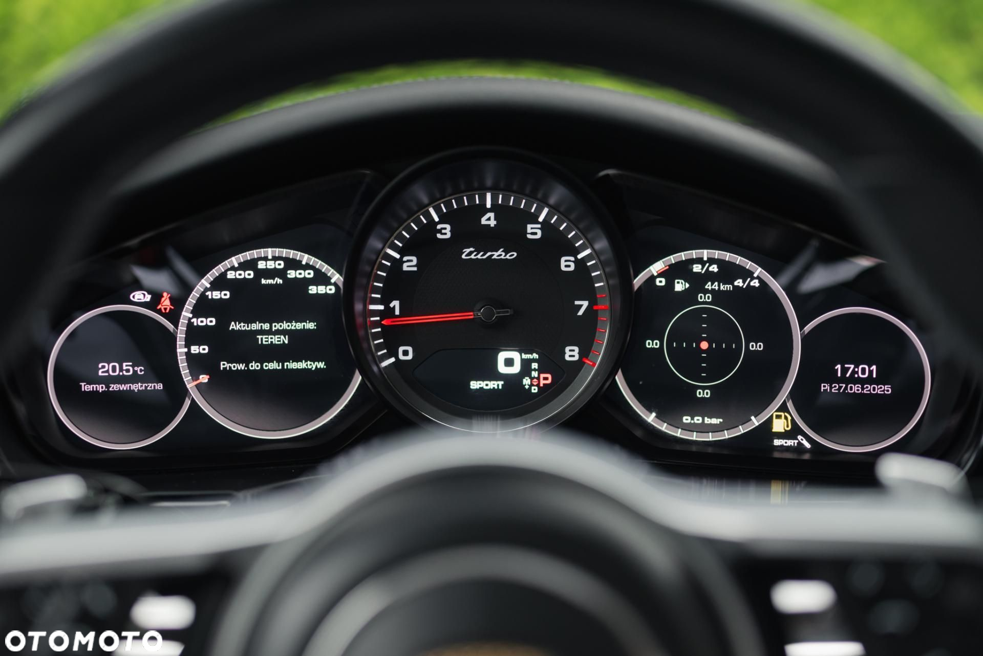 Porsche Panamera - 28