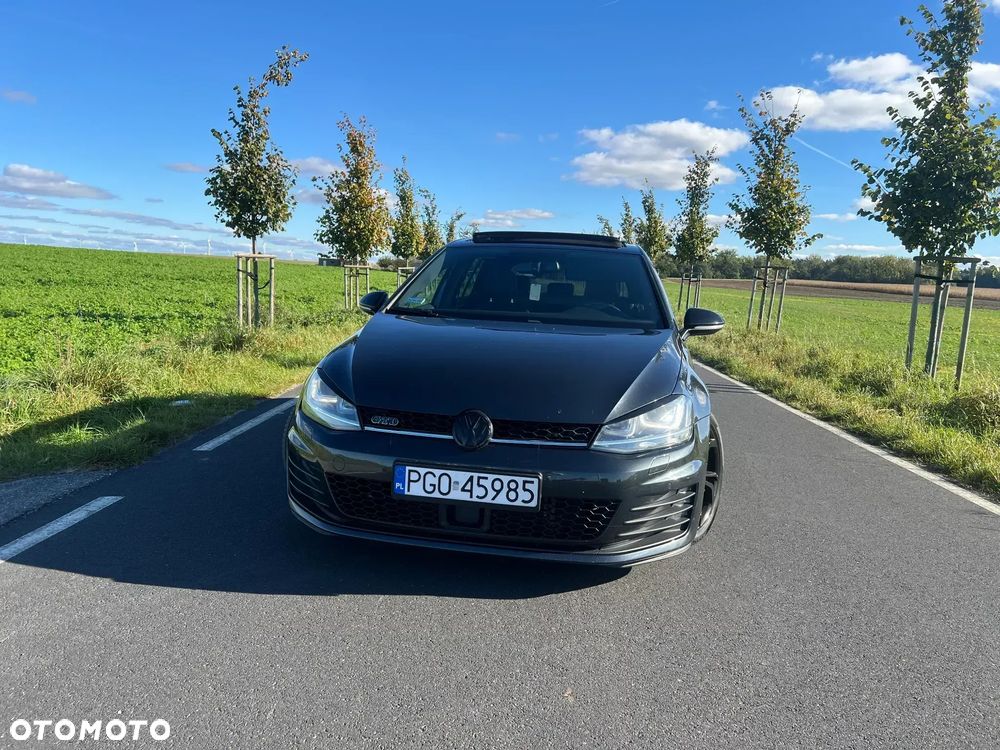 Volkswagen Golf 2.0 TDI BMT GTD - 1