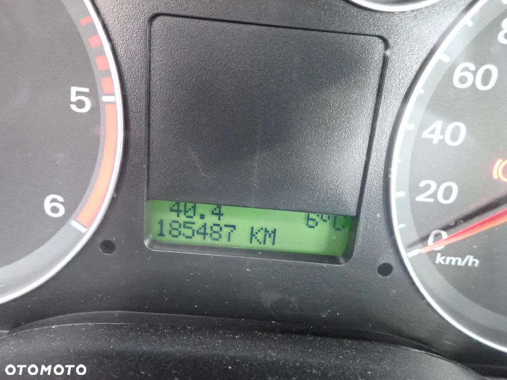 CZĘŚCI - Ford Focus II MK2 2,0 TDCI 136KM SEDAN 6B lakier Z3 2005r. INDEX - 9921 - 11