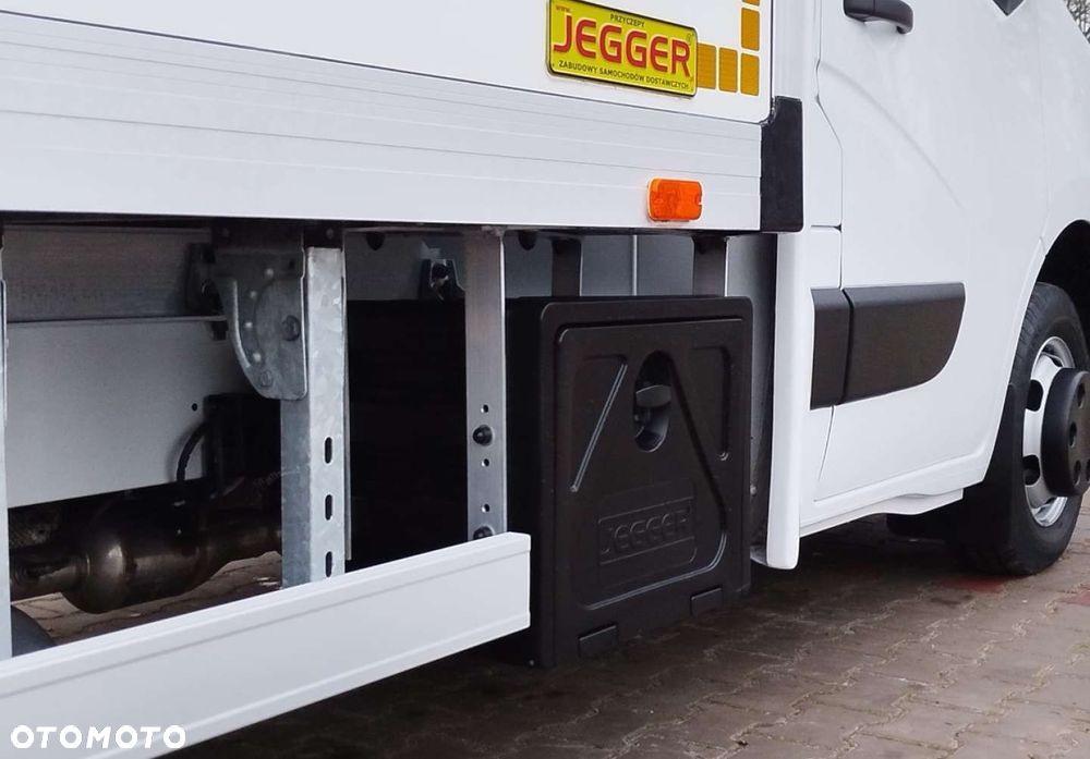 Renault Master - 36