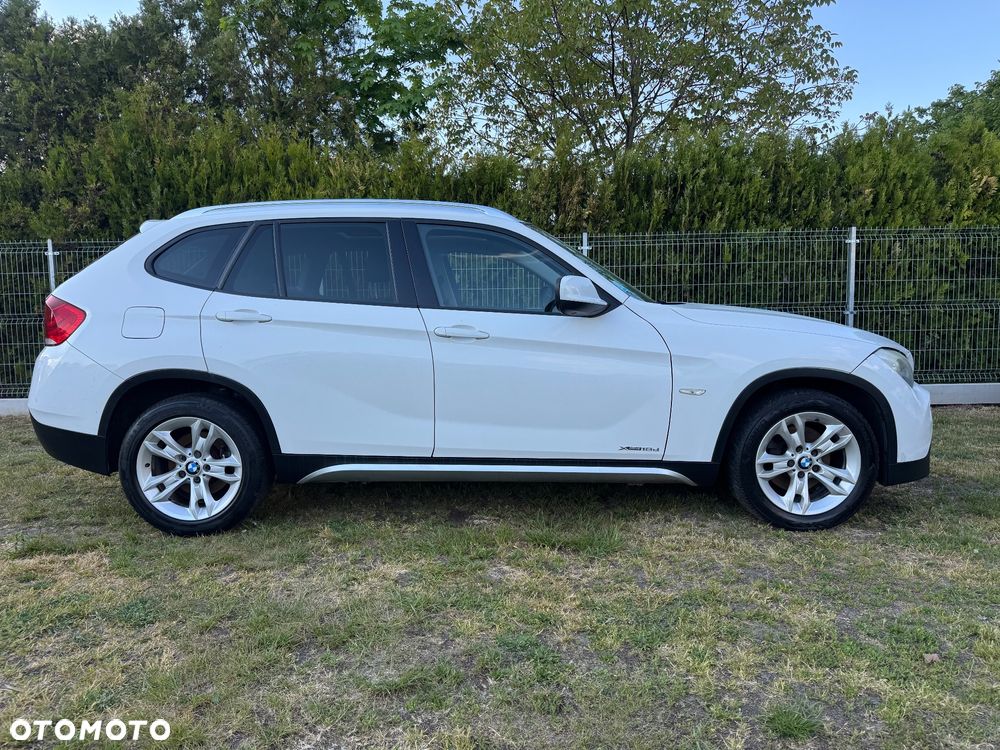 BMW X1 xDrive18d - 14