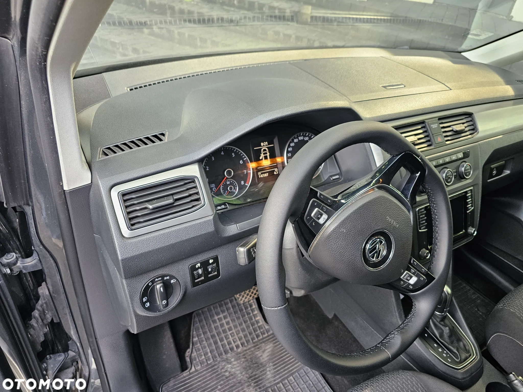 Volkswagen Caddy 1.4 TSI Comfortline DSG - 15