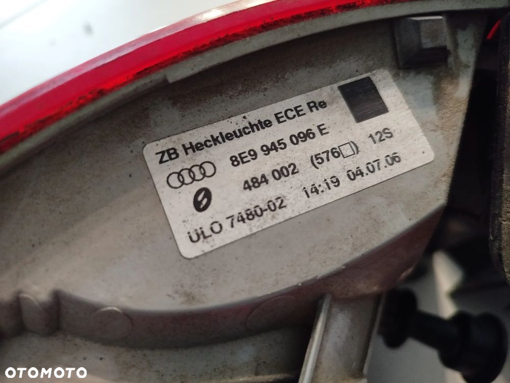 Audi A4 B7 lampa tylna prawa lub lewa - 8