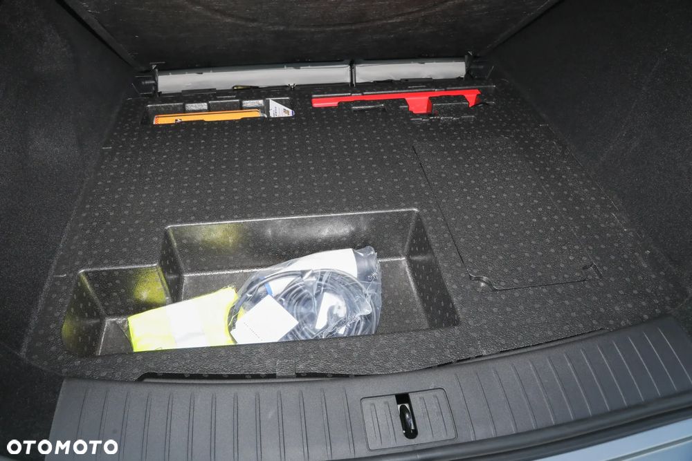 Omoda 9 1.5 Super Hybrid Exclusive AWD - 16