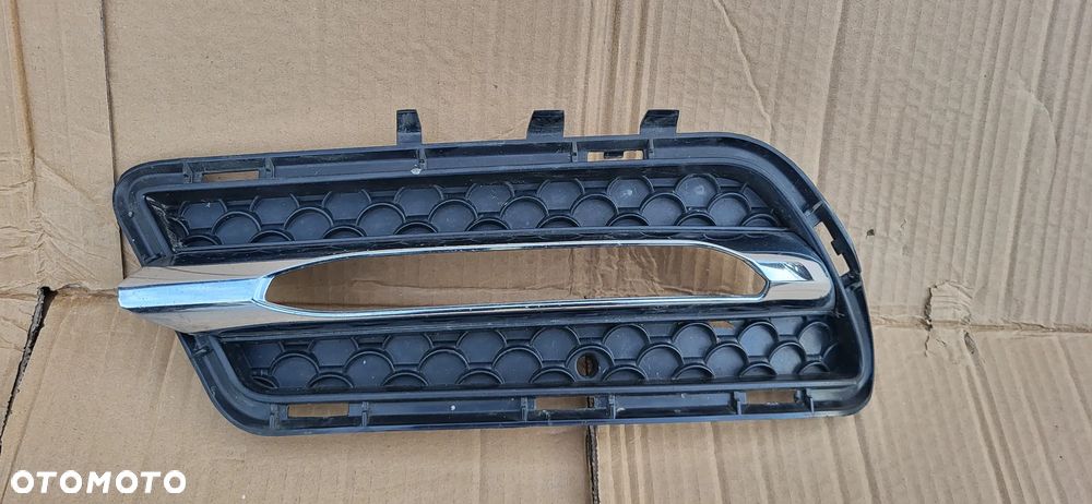 KRATKA ZDERZAKA LEWY PRZOD MERCEDES E KLASA 212 AMG - 1