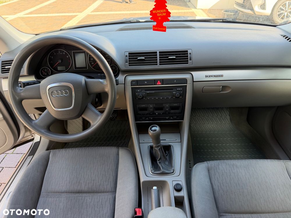 Audi A4 Avant 1.8T Quattro - 6