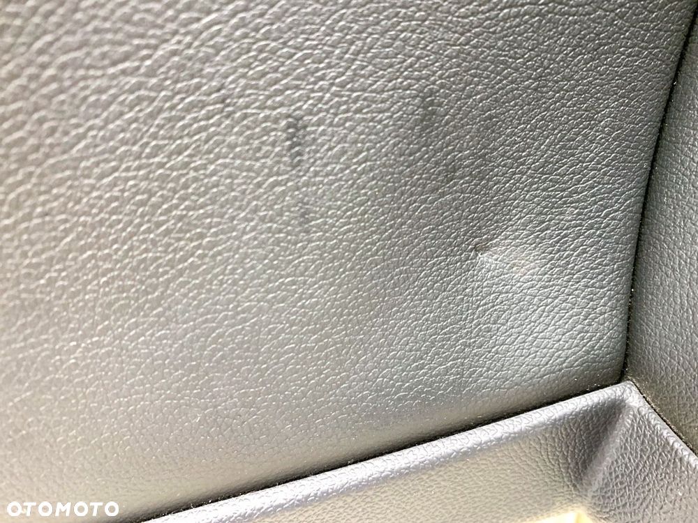 BOCZEK DRZWI LEWY TYŁ ROLETA  RENAULT LAGUNA III Grandtour (KT0/1) 2007 - 2015 2.0 dCi (KT01, KT08, - 4