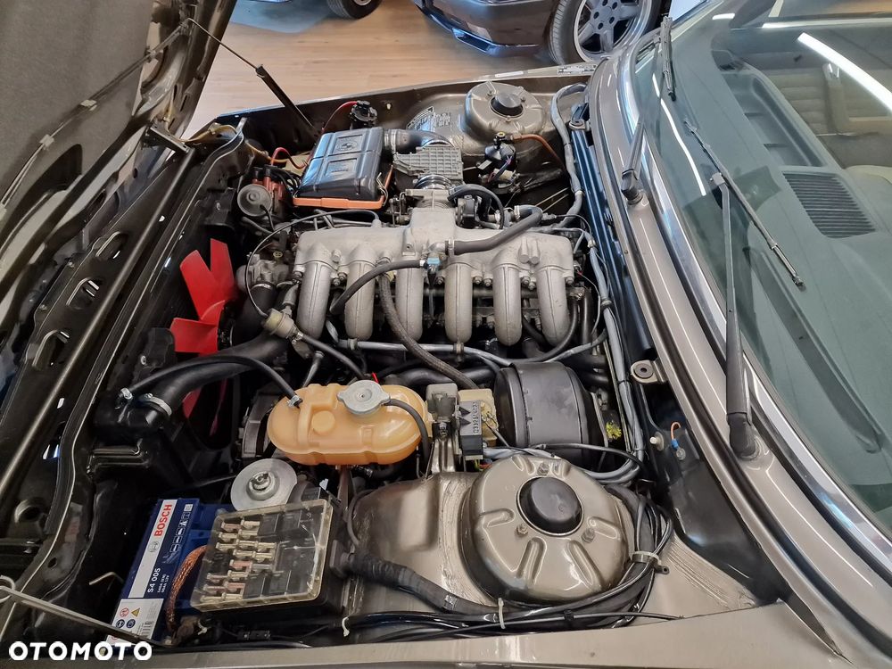 BMW Seria 5 - 34