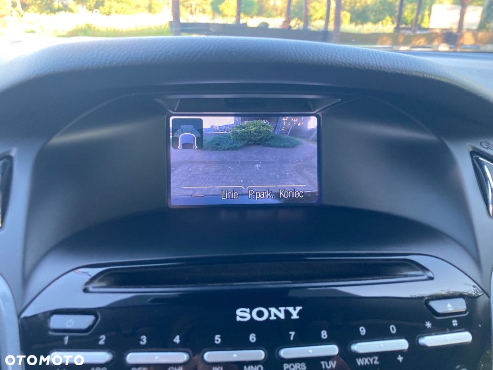 Ford Focus 1.6 EcoBoost Titanium - 26