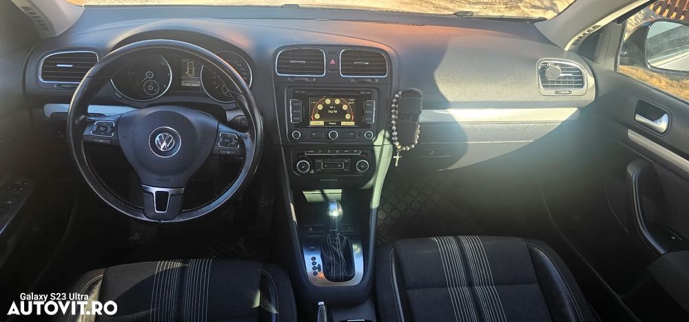 Volkswagen Golf 1.6 TDI DPF BlueMotion Technology DSG MATCH - 4