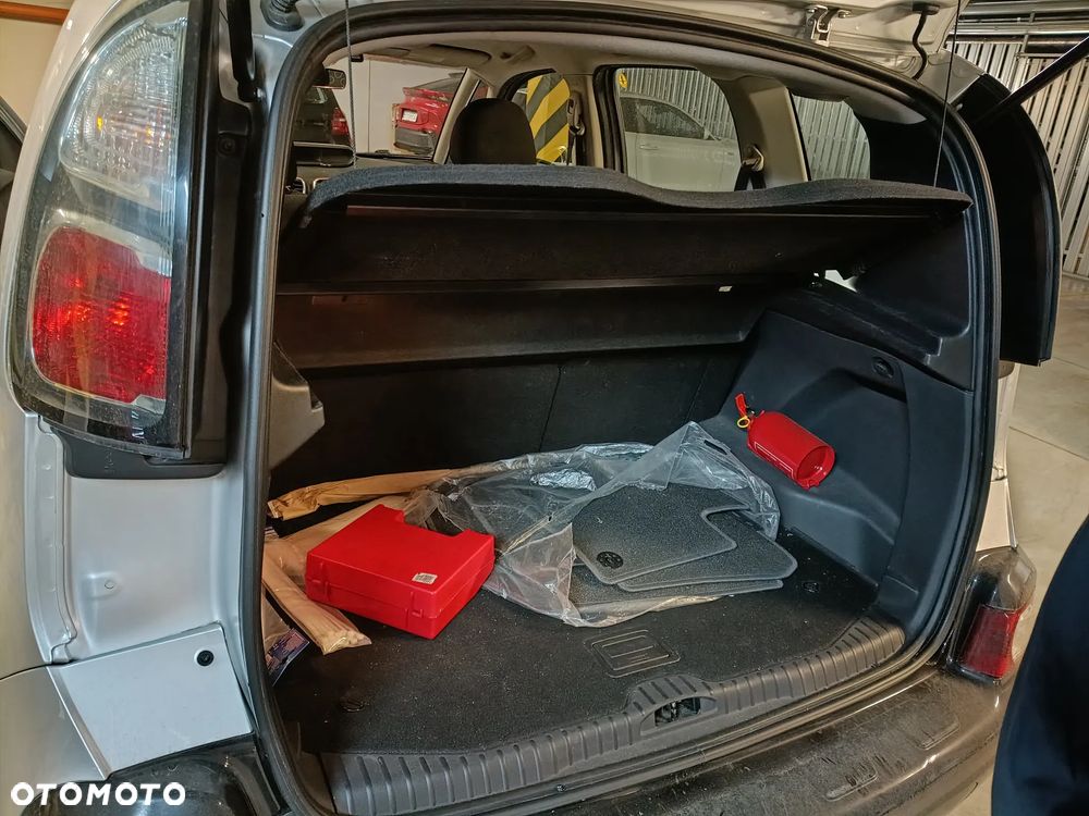 Citroën C3 Picasso 1.6i Seduction - 13