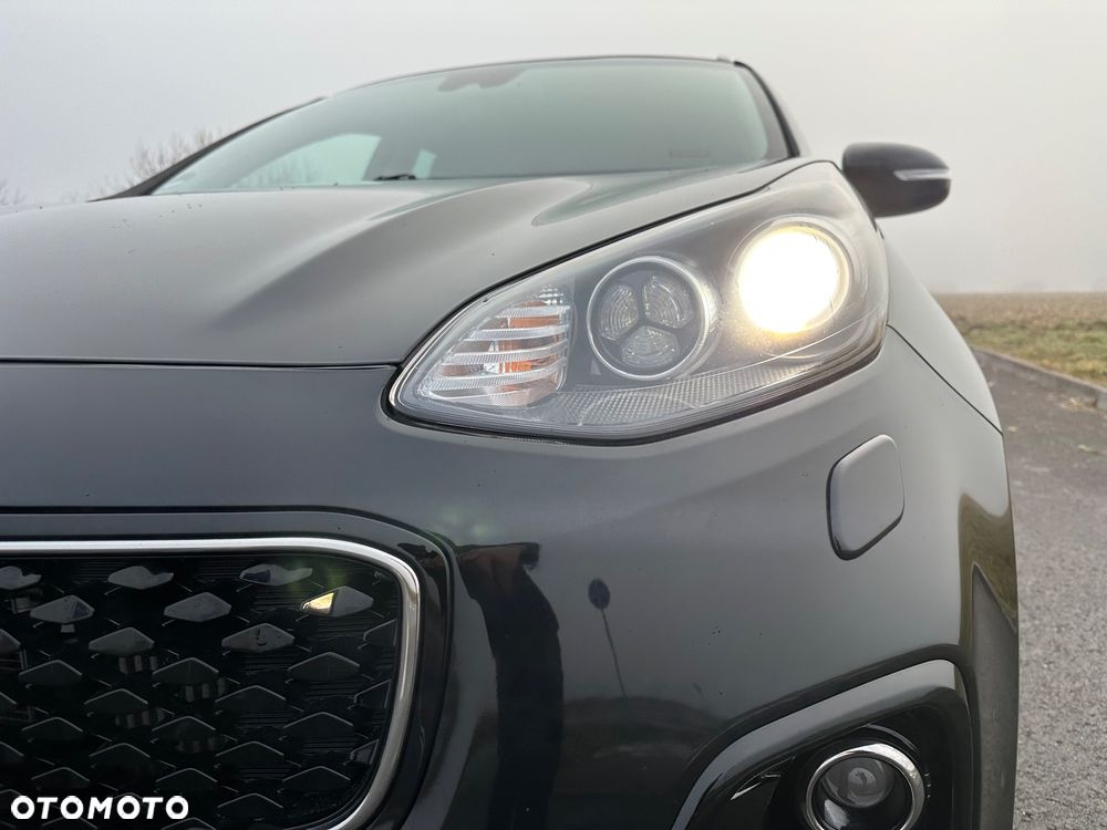 Kia Sportage 2.0 CRDI 4WD Spirit - 30