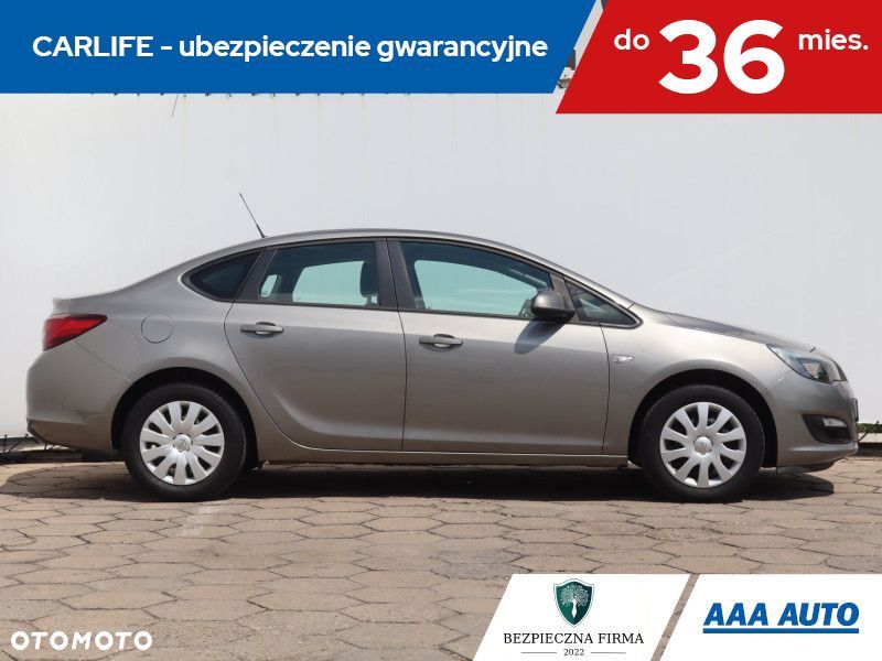 Opel Astra - 8