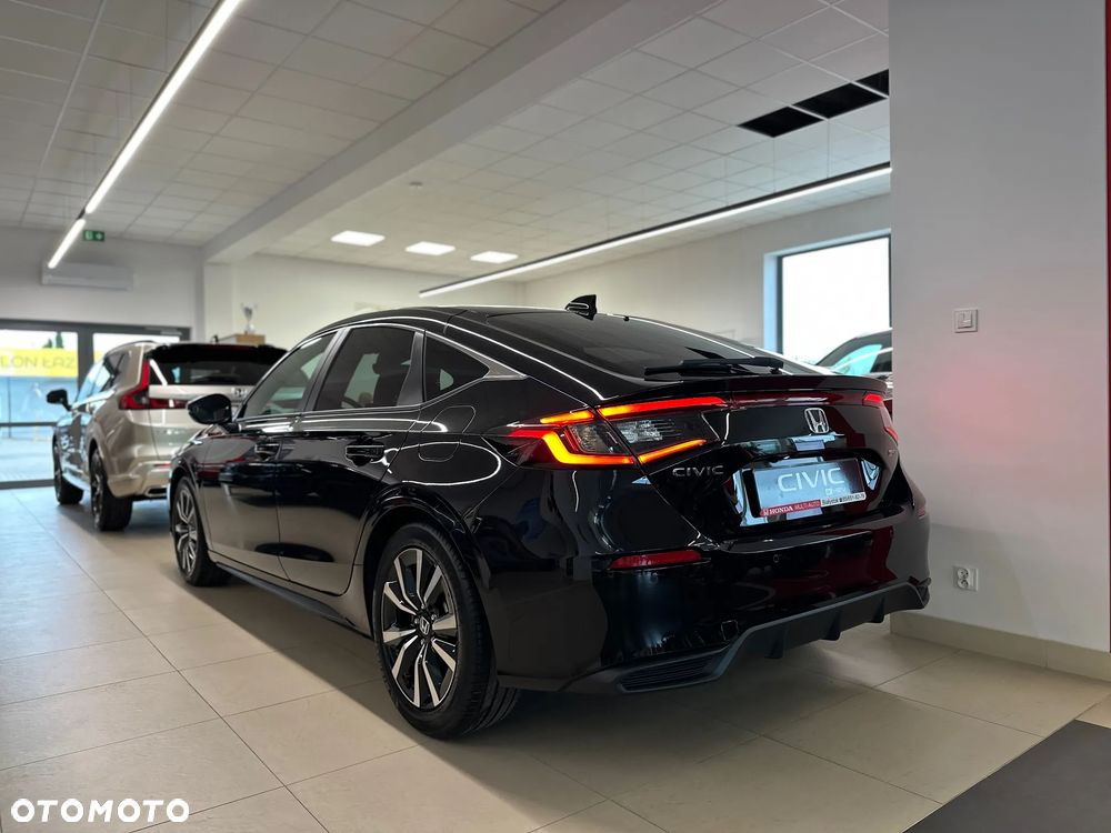 Honda Civic 2.0 i-MMD Elegance BSI CVT - 2