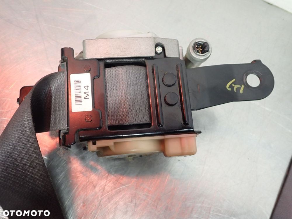 PAS LEWY PRZEDNI BEZPIECZEŃSTWA HYUNDAI TUCSON I  88810-2E400 - 7