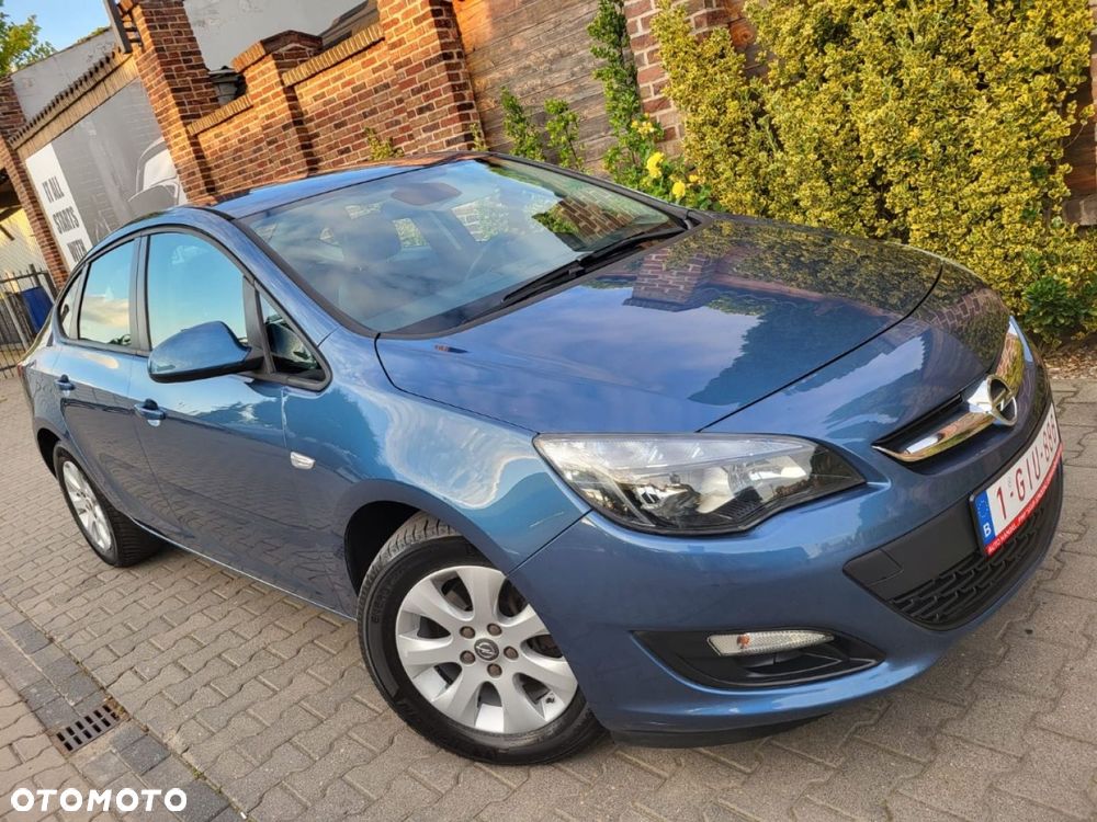 Opel Astra - 4