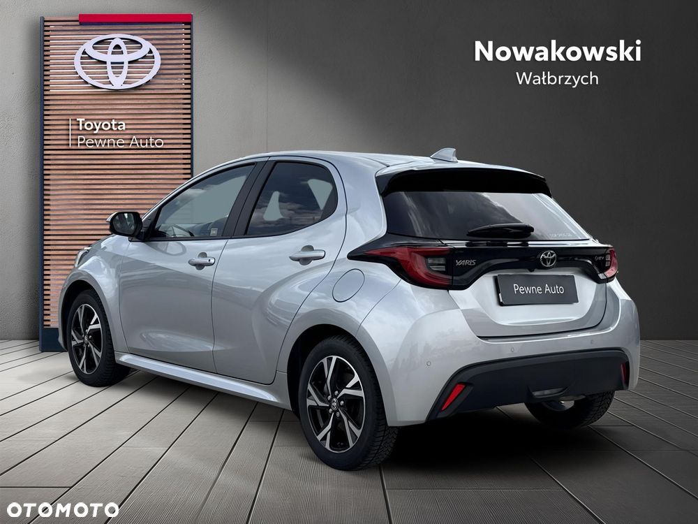 Toyota Yaris Hybrid 1.5 Style - 4