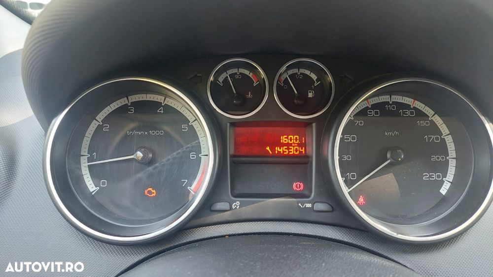 Peugeot 308 150 THP Premium - 4