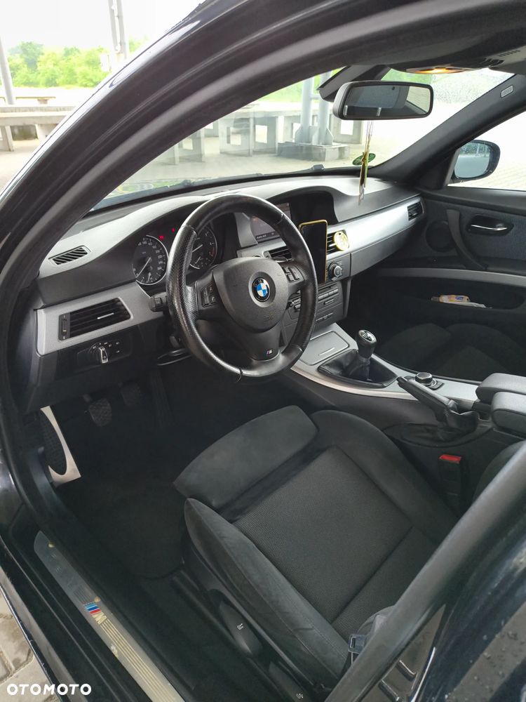 BMW Seria 3 318i Edition Sport - 9