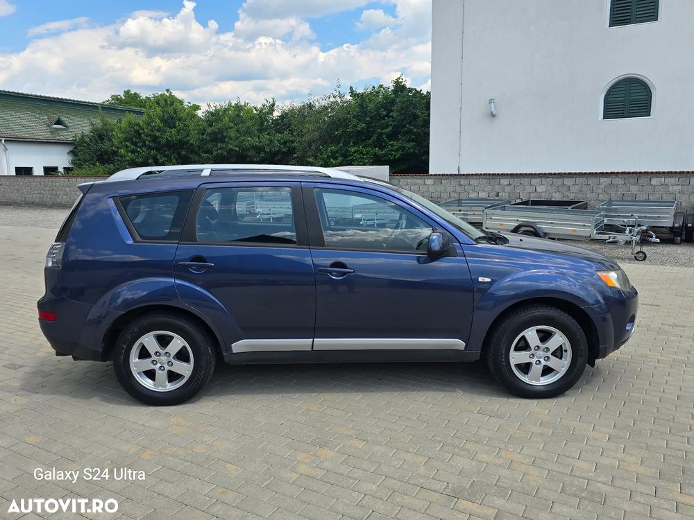 Mitsubishi Outlander 2.0 DI-D Intense - 31