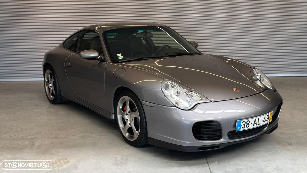 Porsche 911 (996) Carrera 4S - 1