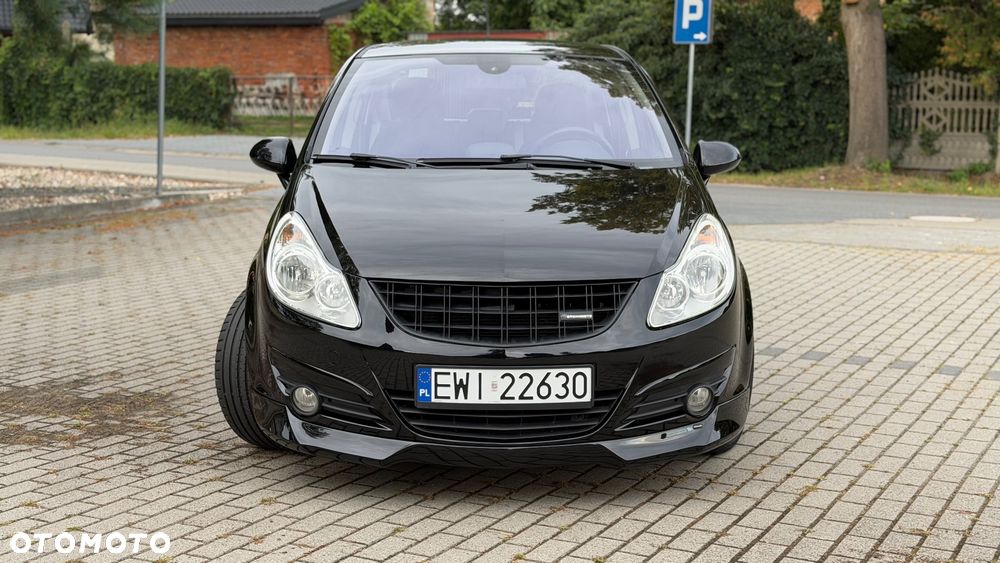 Opel Corsa 1.4 16V Cosmo - 9