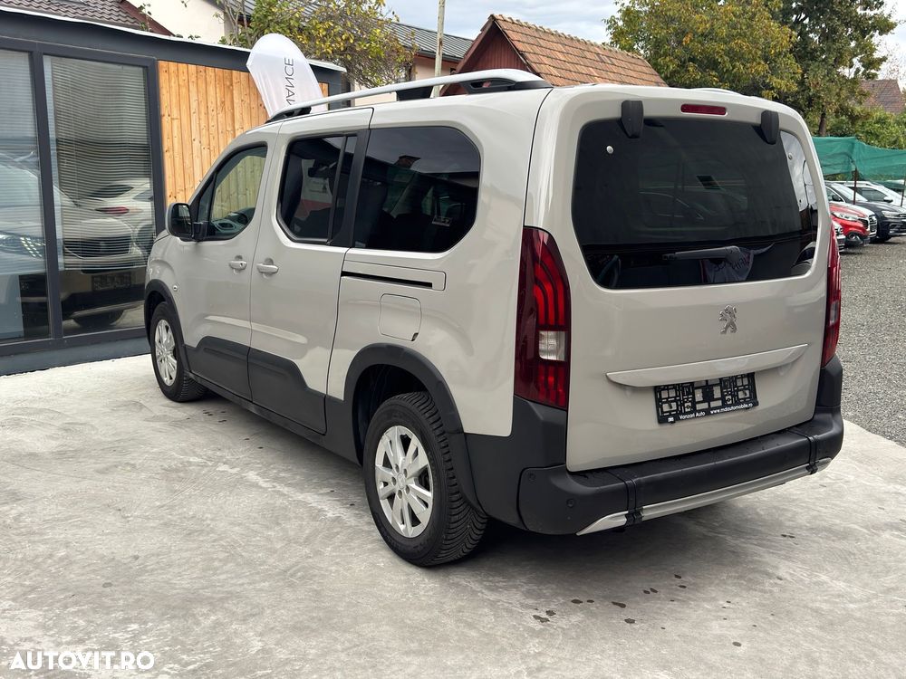 Peugeot Rifter - 21