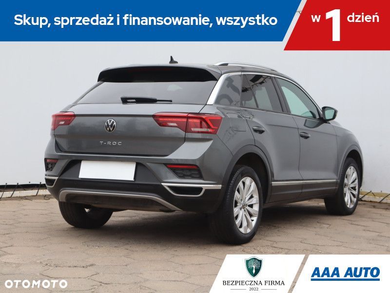 Volkswagen T-Roc - 7