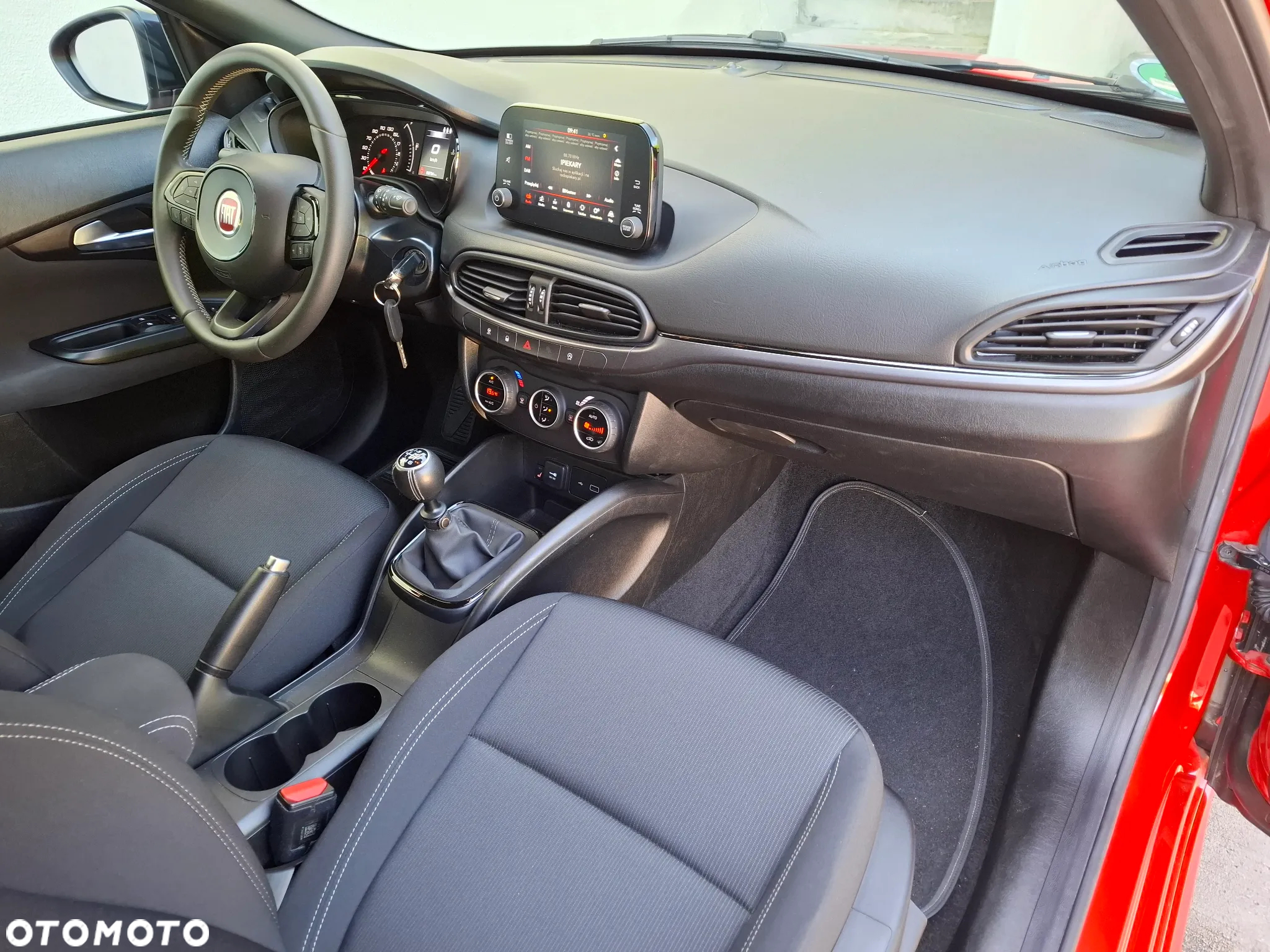 Fiat Tipo 1.4 T-Jet 16v Sport - 37