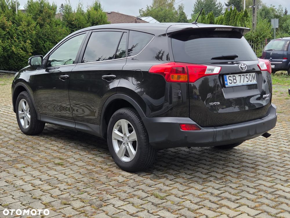 Toyota RAV4 2.0 D-4D Premium - 4