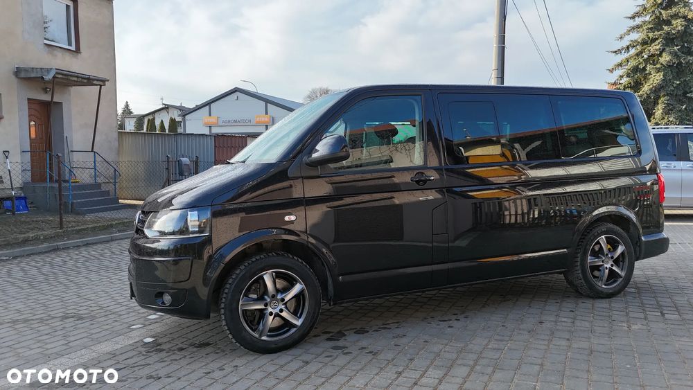 Volkswagen Multivan - 17