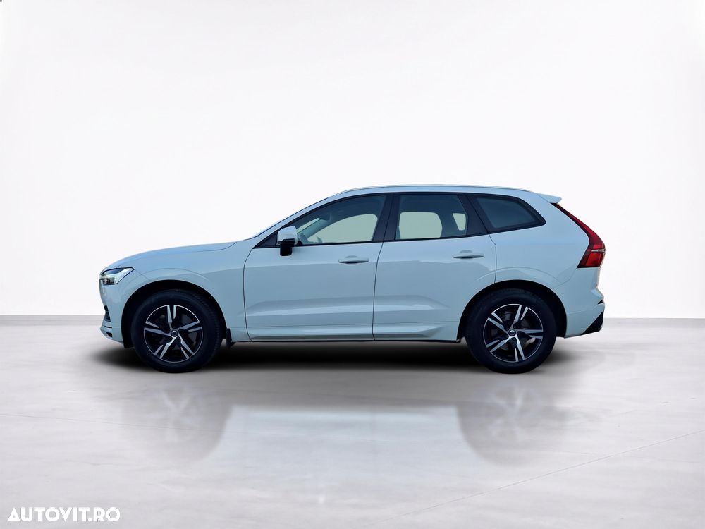 Volvo XC 60 T5 AWD Momentum - 4