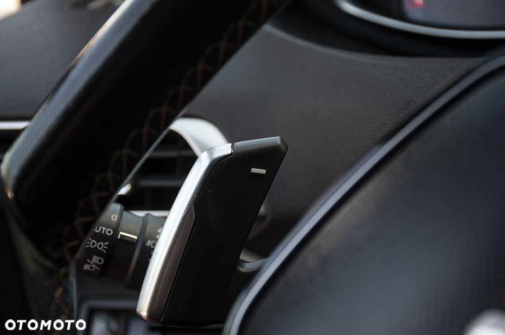 Peugeot 3008 BlueHDi 120 EAT6 Stop & Start Business Line - 39