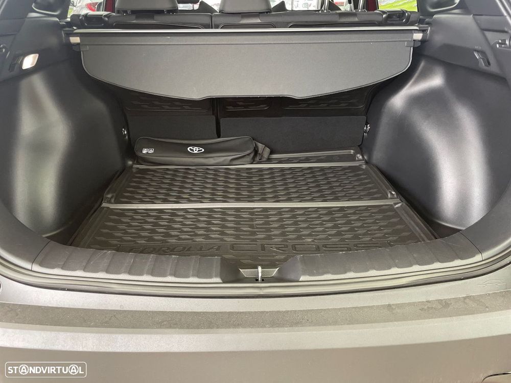 Toyota Corolla Cross 1.8 Hybrid Exclusive - 11