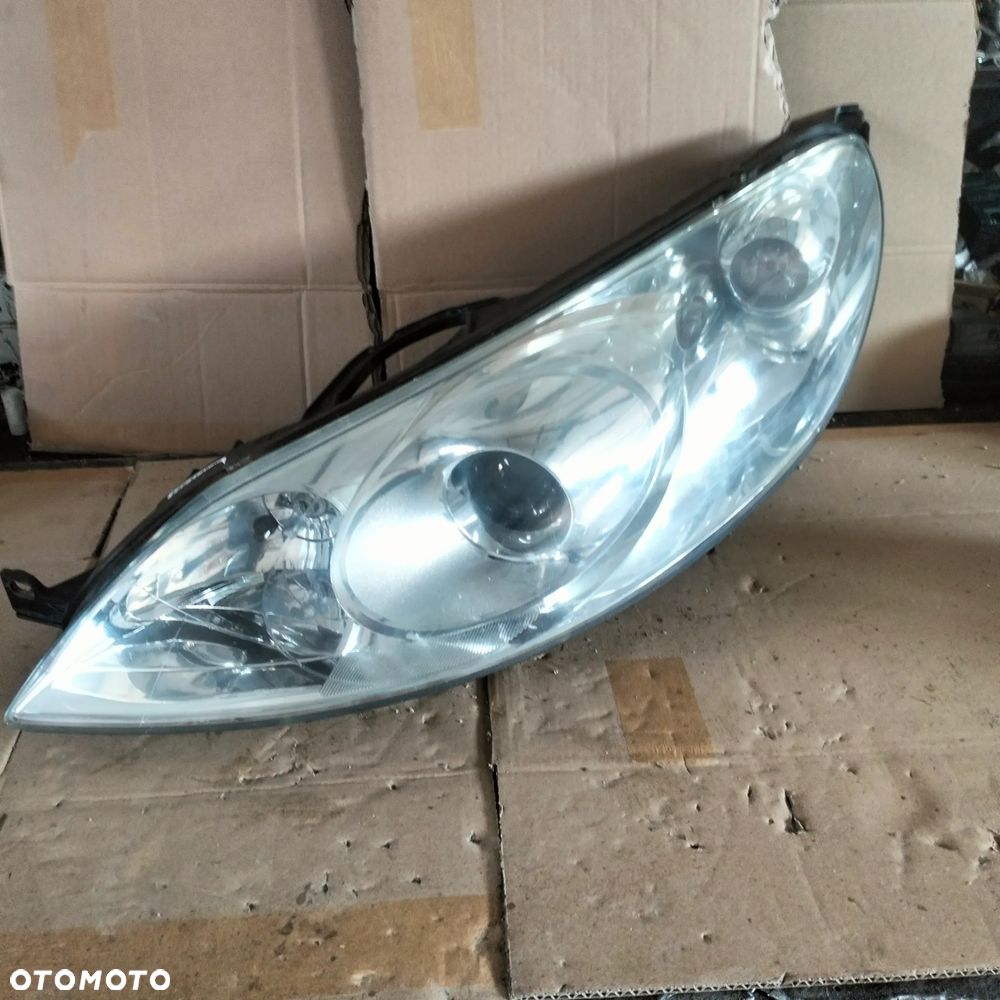 PEUGEOT 407 LAMPA PRZÓD LEWA - 1